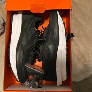 Sacai x LDWaffle 'Black Nylon'